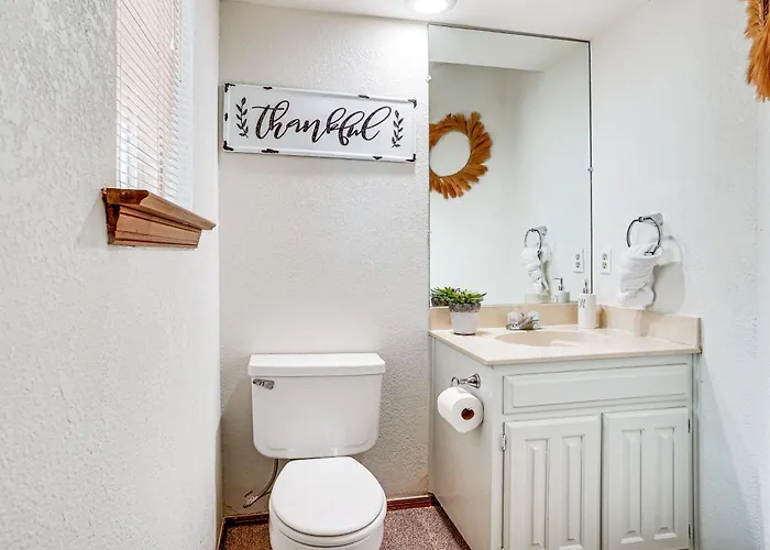 4 Mi To At&t Stadium: Worth Townhome! *